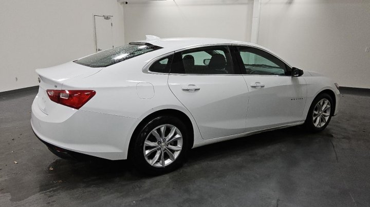 Chevrolet Malibu  2023