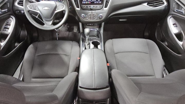 Chevrolet Malibu  2023