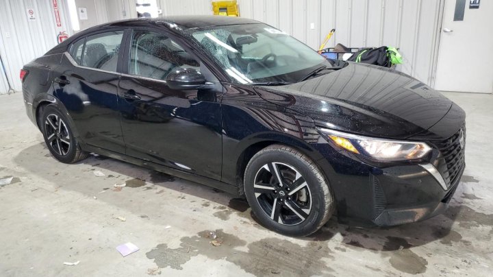 Nissan Sentra  2024