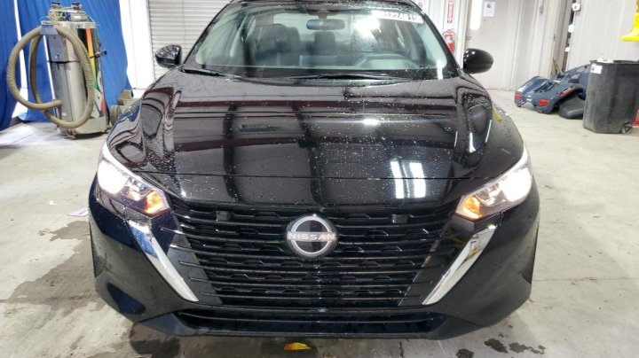 Nissan Sentra  2024