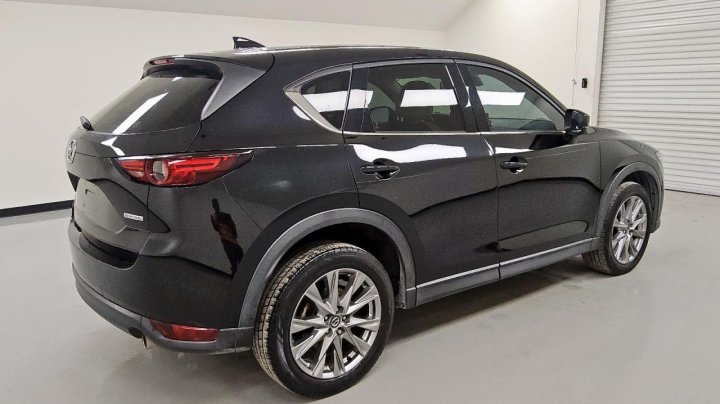 Mazda CX-5  2021