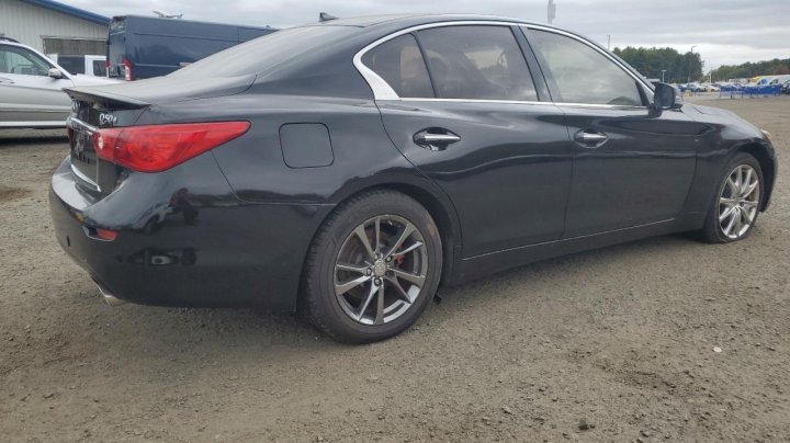 INFINITI Q50  2015