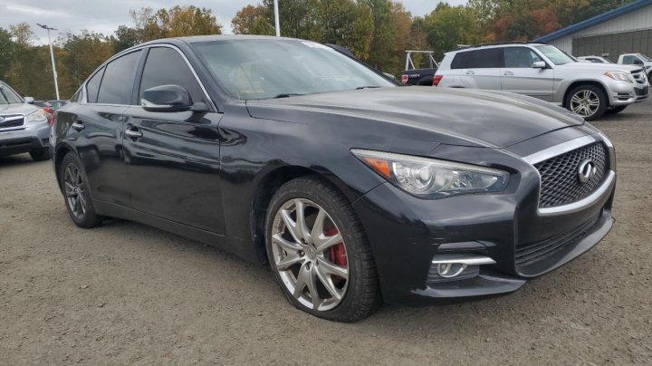 INFINITI Q50  2015