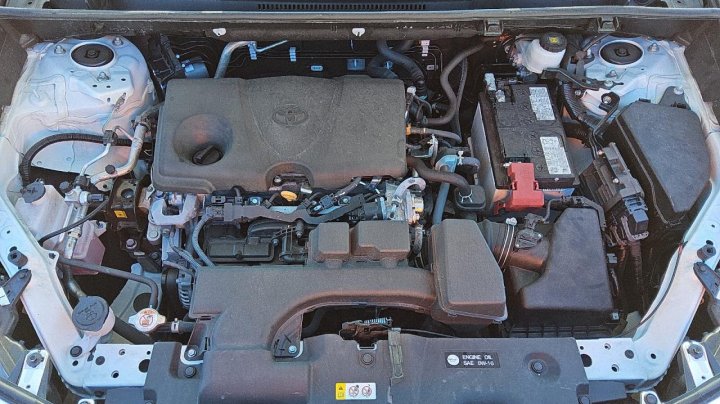 Toyota RAV4  2024