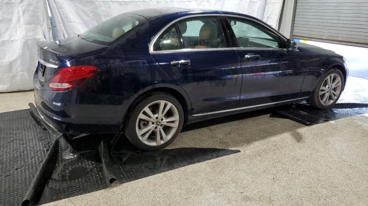 Mercedes-Benz C  2018