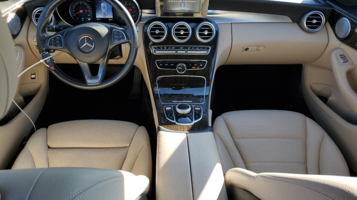 Mercedes-Benz C  2018