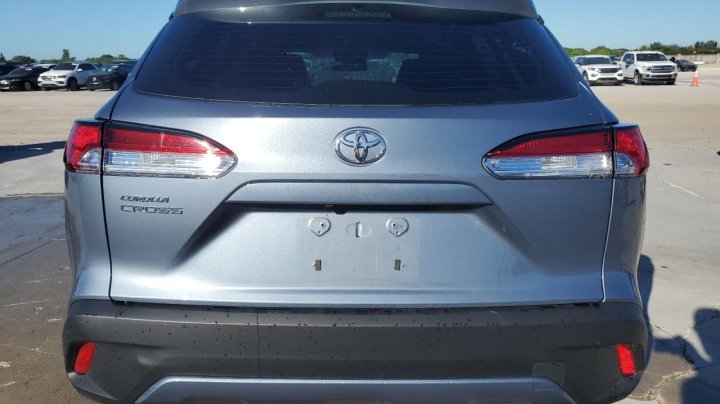 Toyota COROLLA CROSS  2024