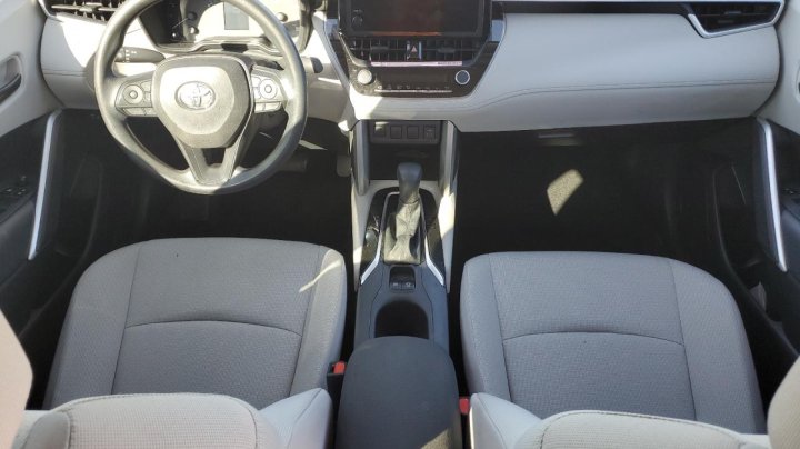 Toyota COROLLA CROSS  2024