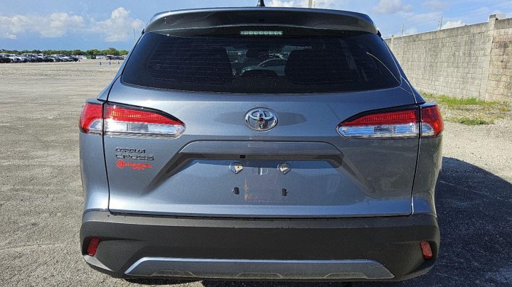 Toyota COROLLA CROSS  2024