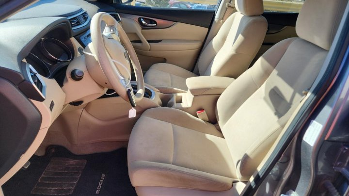 Nissan ROGUE  2015