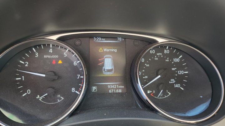 Nissan ROGUE  2015