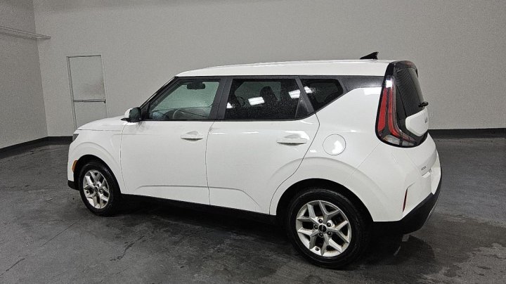 KIA Soul  2024