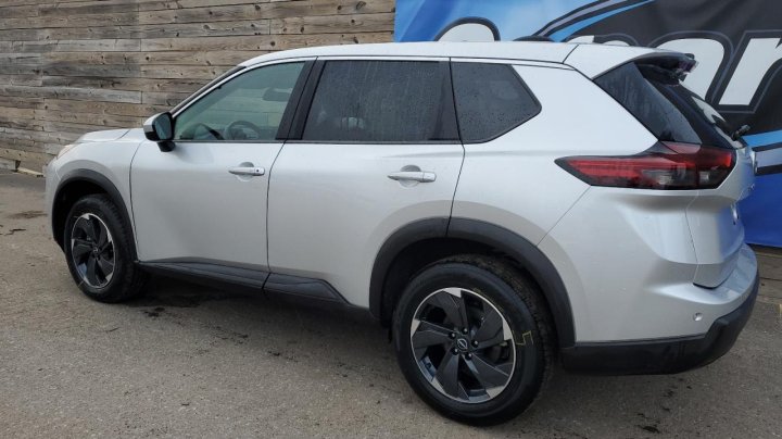 Nissan ROGUE  2025