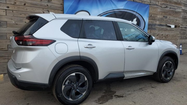 Nissan ROGUE  2025