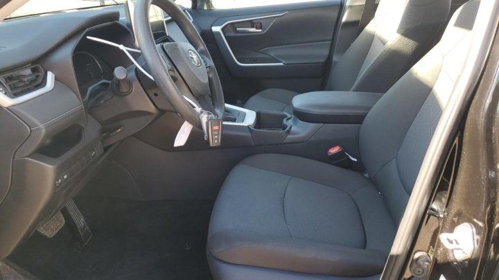 Toyota RAV4  2025
