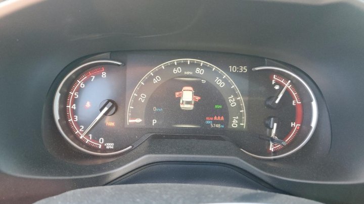 Toyota RAV4  2025