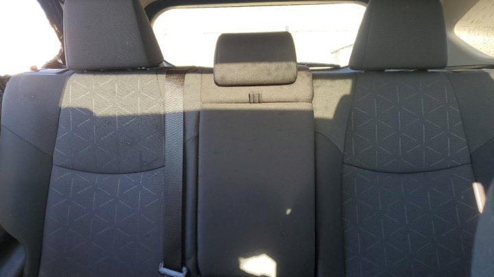 Toyota RAV4  2025