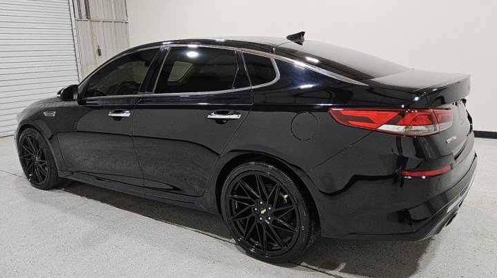 KIA Optima  2019