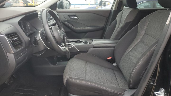 Nissan ROGUE  2021