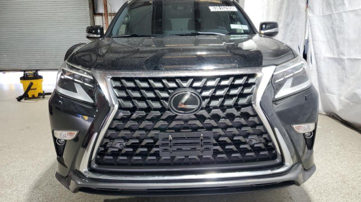 Lexus GX  2020