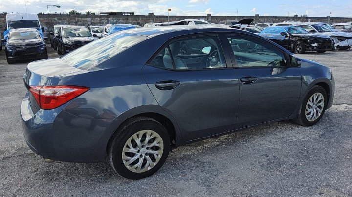 Toyota Corolla  2017