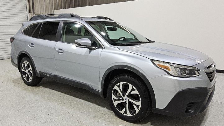 Subaru Outback  2021