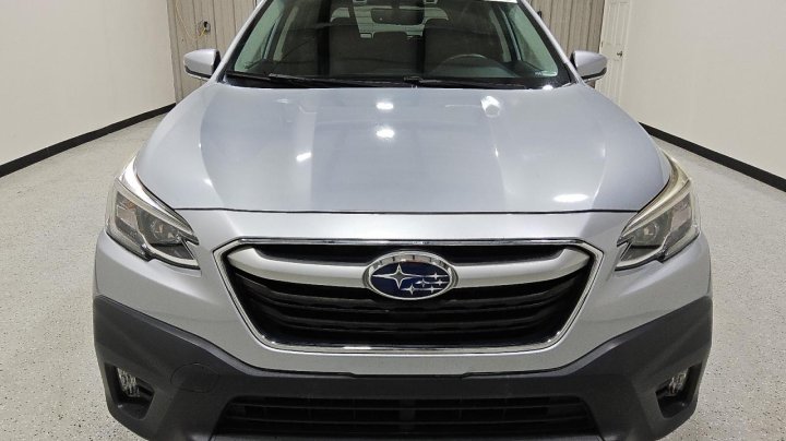 Subaru Outback  2021