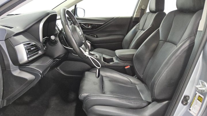 Subaru Outback  2021