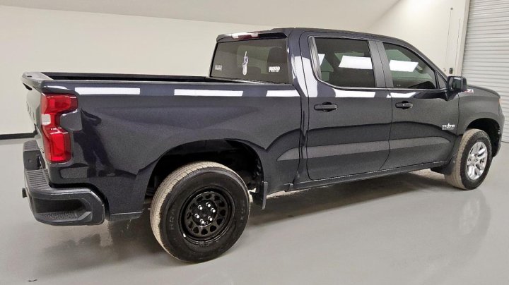 Chevrolet Silverado  2023