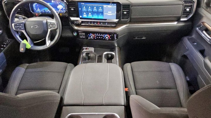 Chevrolet Silverado  2023