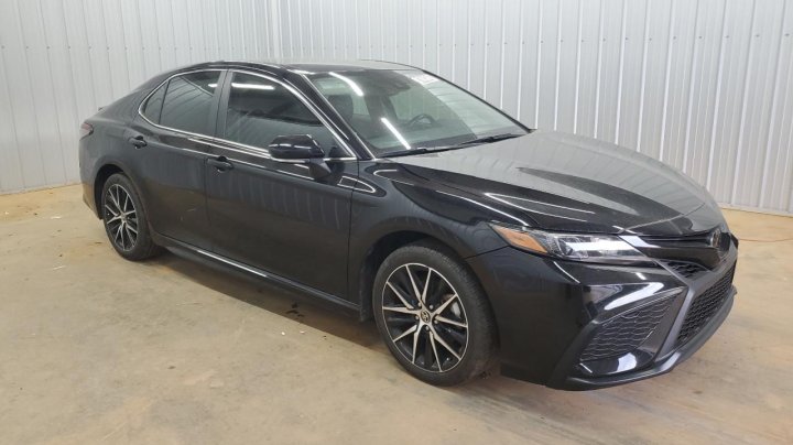 Toyota Camry  2024