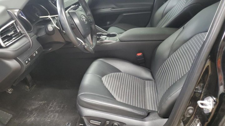 Toyota Camry  2024