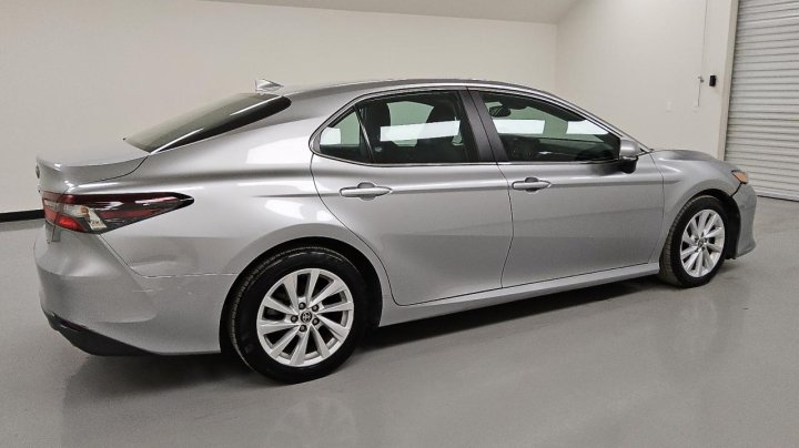 Toyota Camry  2022