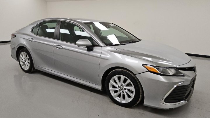 Toyota Camry  2022