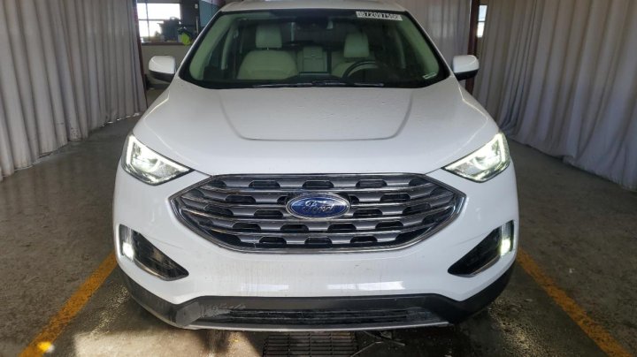 Ford EDGE  2021