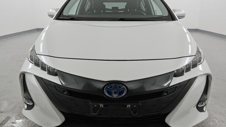 Toyota PRIUS PRIME  2021