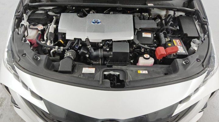 Toyota PRIUS PRIME  2021