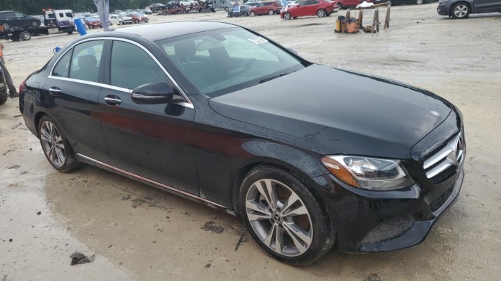 Mercedes-Benz C  2017