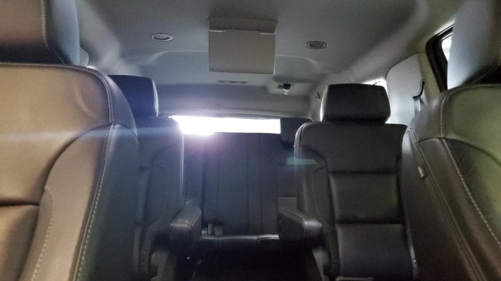 Chevrolet Suburban  2017