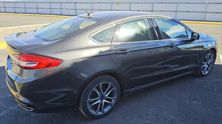 Ford FUSION  2017