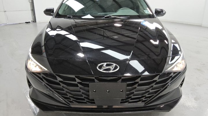 Hyundai Elantra  2023