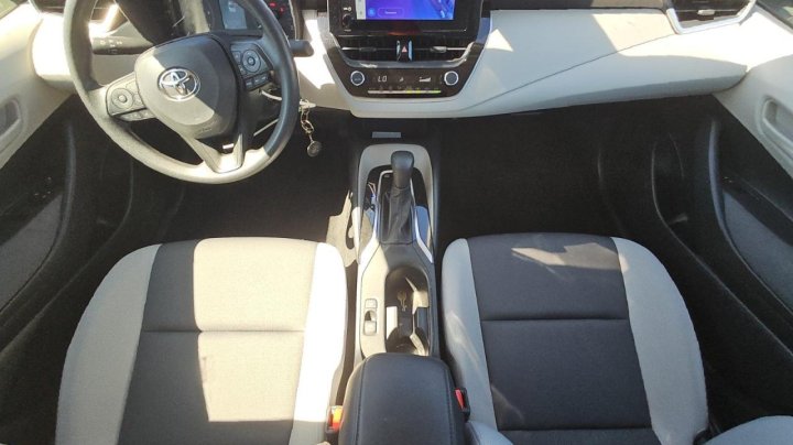 Toyota Corolla  2025