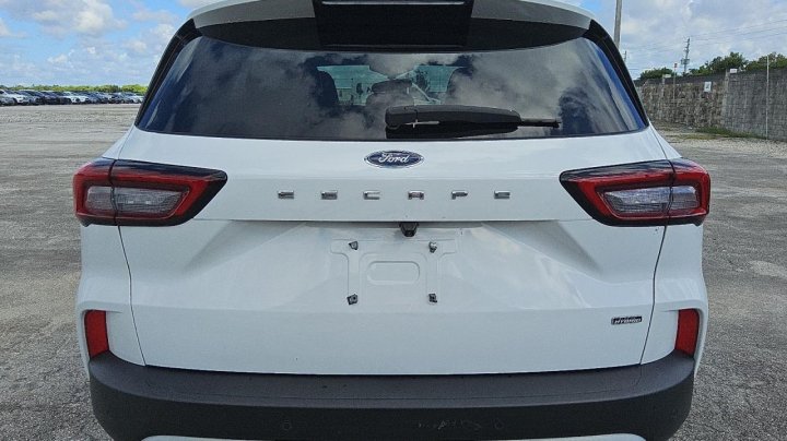 Ford Escape  2023