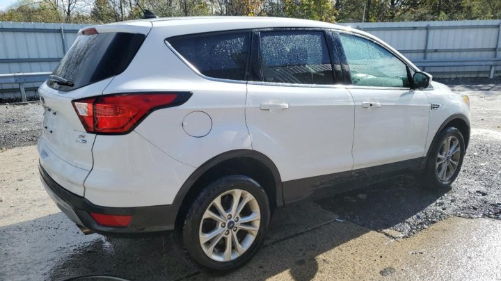 Ford Escape  2019