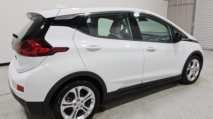 Chevrolet BOLT EV  2021
