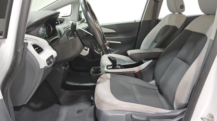 Chevrolet BOLT EV  2021
