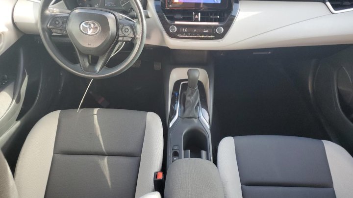 Toyota Corolla  2025