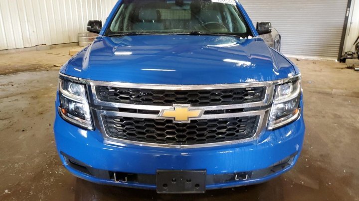 Chevrolet Tahoe  2017