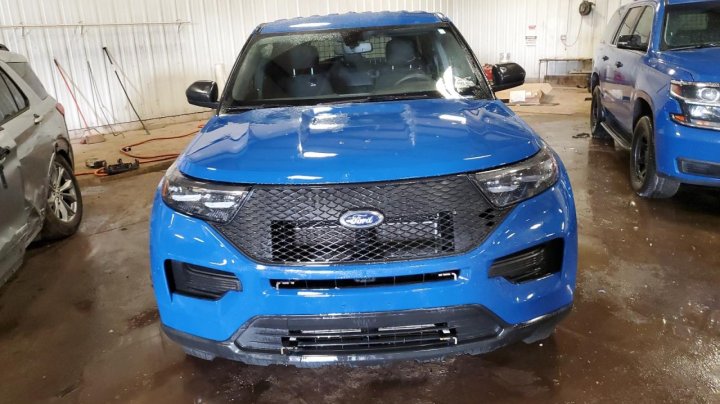 Ford Explorer  2021