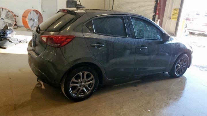 Toyota YARIS  2020